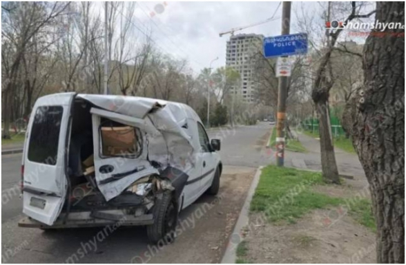 Վթար՝ Երևանում, «Volkswagen»-ը բախվել է «Opel»-ի և մոտ 80 մետր առաջ է հրել